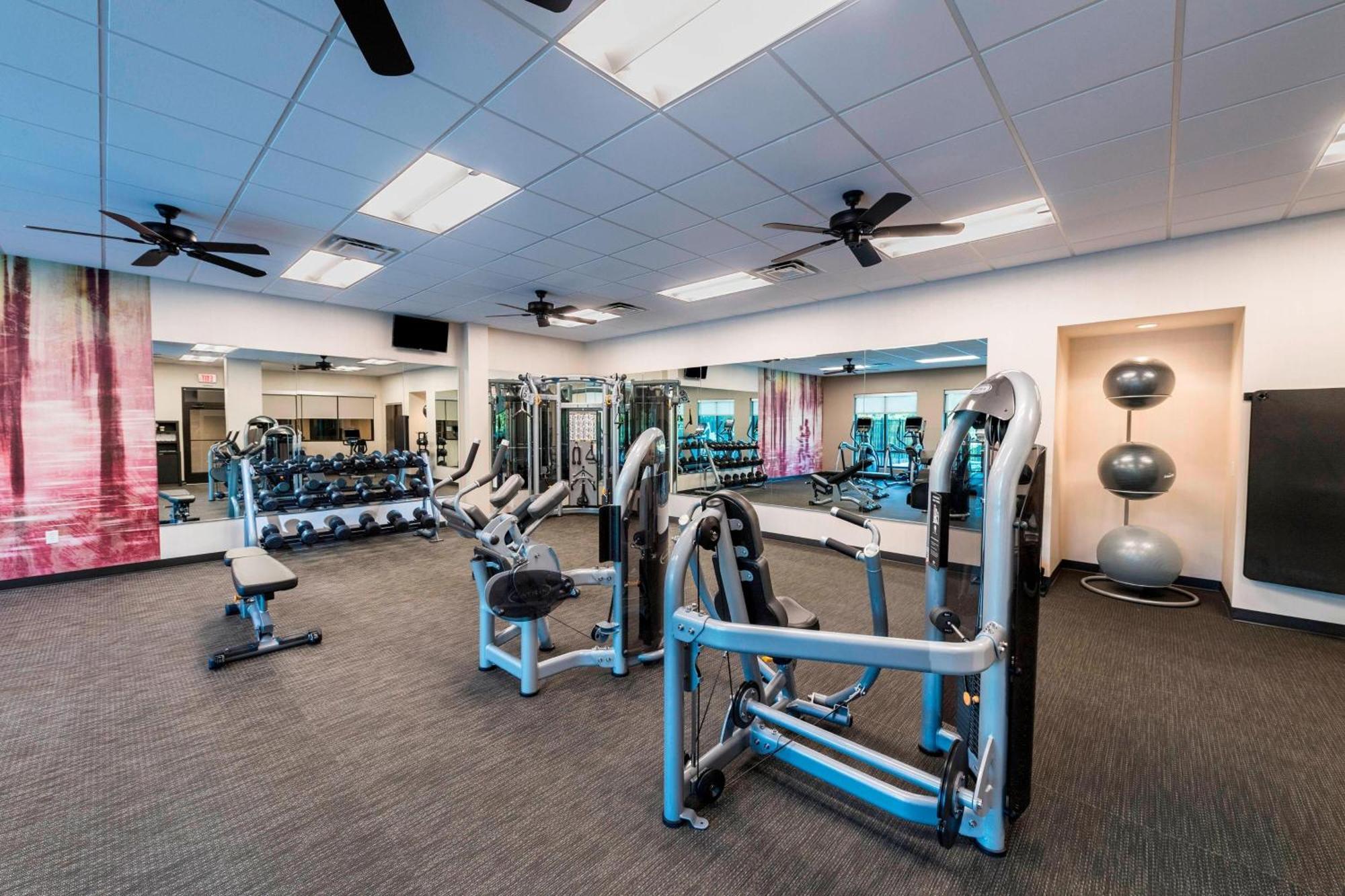 Courtyard By Marriott Tampa Northwest/Veterans Expressway Hotell West Chase Eksteriør bilde