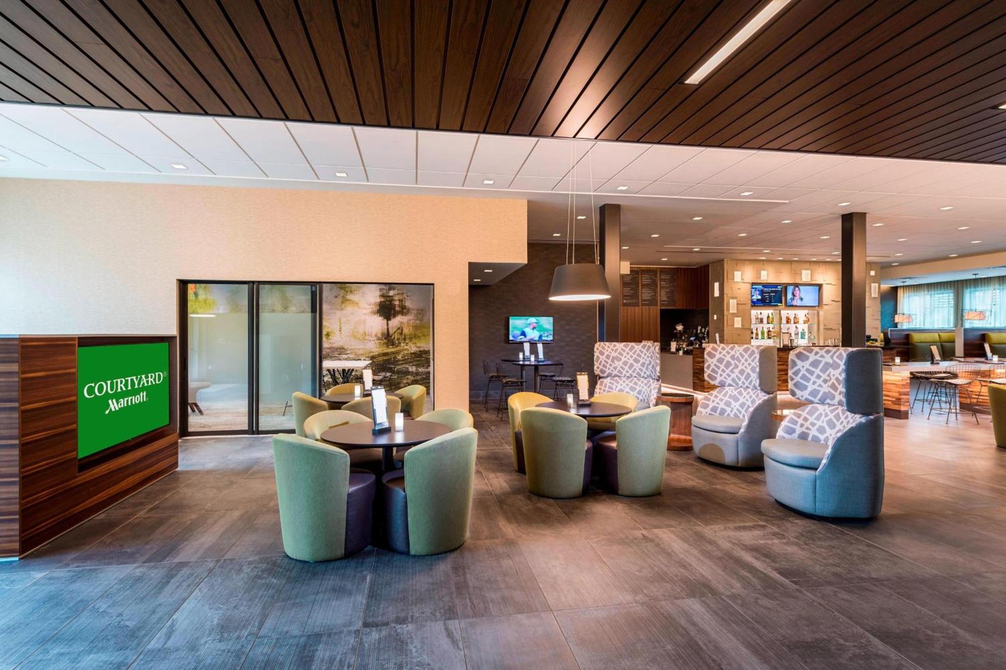 Courtyard By Marriott Tampa Northwest/Veterans Expressway Hotell West Chase Eksteriør bilde