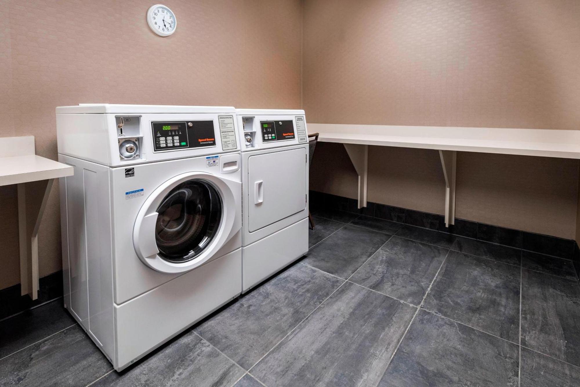 Courtyard By Marriott Tampa Northwest/Veterans Expressway Hotell West Chase Eksteriør bilde